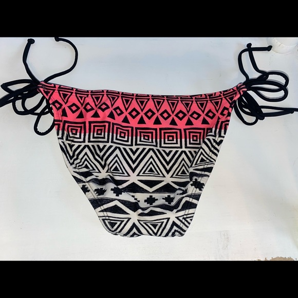Patterned Bikini Bottom - Picture 2 of 2